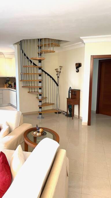 Luxurioese Duplex Ferienwohnung In Sehr Ruhiger Wohnanlage Mit Meerblick Palm-mar Buitenkant foto