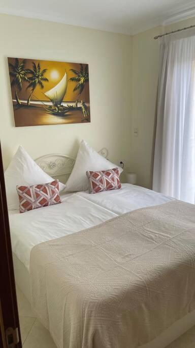 Luxurioese Duplex Ferienwohnung In Sehr Ruhiger Wohnanlage Mit Meerblick Palm-mar Buitenkant foto