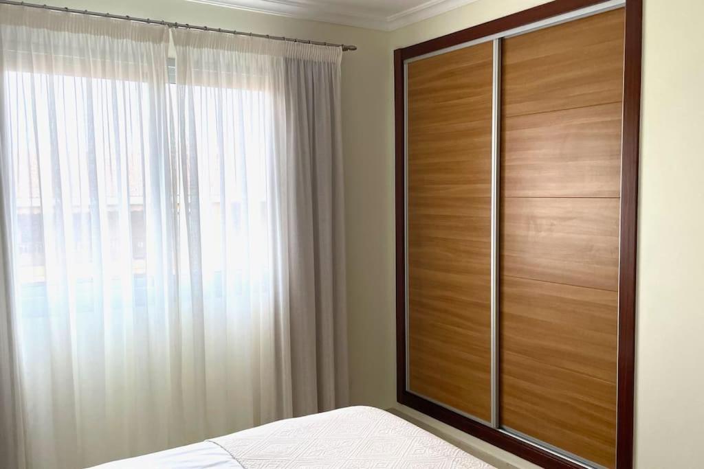 Luxurioese Duplex Ferienwohnung In Sehr Ruhiger Wohnanlage Mit Meerblick Palm-mar Buitenkant foto